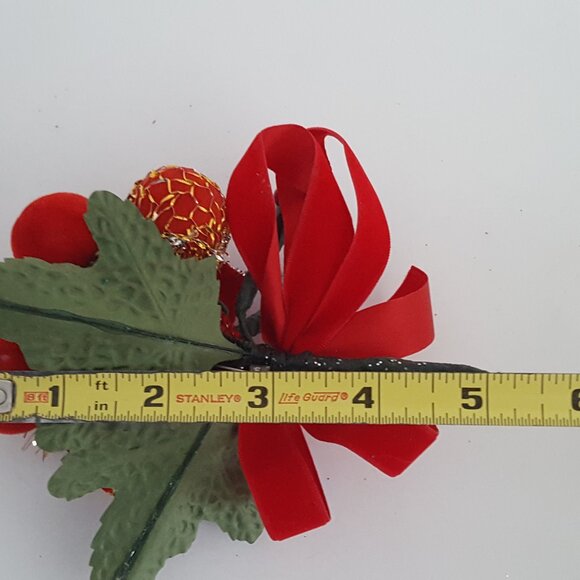 Vintage Christmas Holiday Corsage - Picture 13 of 14